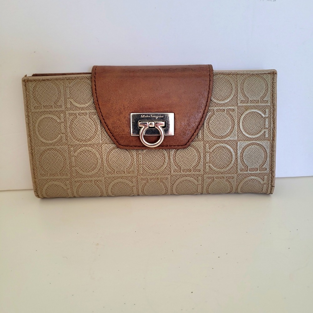 Salvatore Ferragamo Gancini Monogram Canvas Leather Long Wallet Beige IR-224209